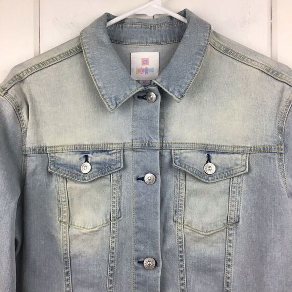 LulaRoe Denim Jacket Jaxon Longer Distressed Bleached Jean Jacket, Size Medium‎ - Picture 3 of 8